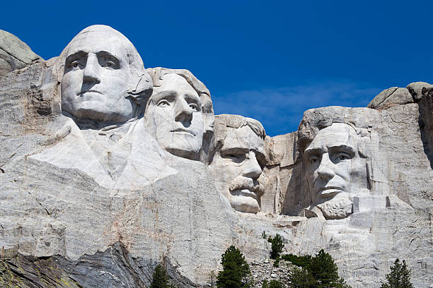 Mt. Rushmore, South Dakota George Washington, Thomas Jefferson, Theodore Roosevelt, Abraham Lincoln, Mt. Rushmore, President, Sculpture, Landmark, South Dakota south dakota stock pictures, royalty-free photos & images