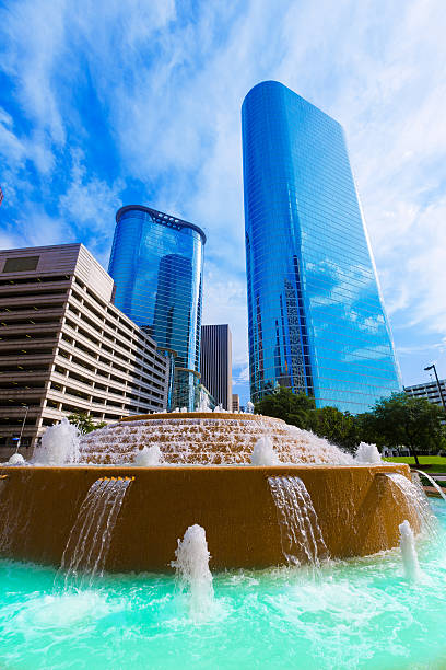 istock Bob and Vivian Smith fountain in Houston Texas 536095061