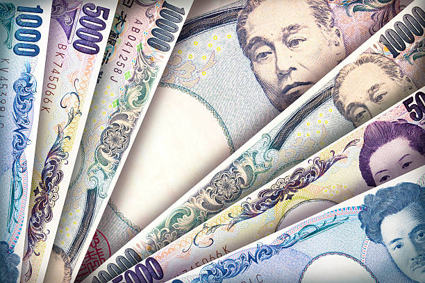 istock Japanese Yen Background 536111730