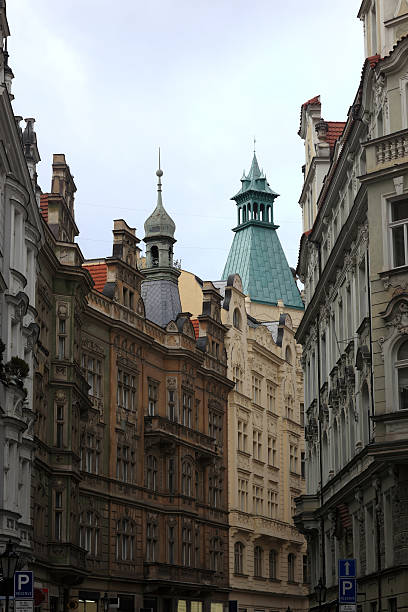 vecindario judío de praga - classic europe urban scene prague fotografías e imágenes de stock