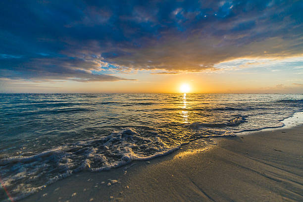 istock Tropical sunset in Fiji. 536189875