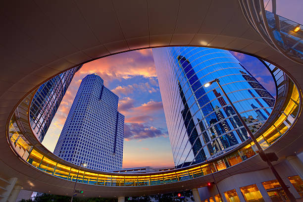houston downtown sunset skyscrapers texas - houston-texas bildbanksfoton och bilder