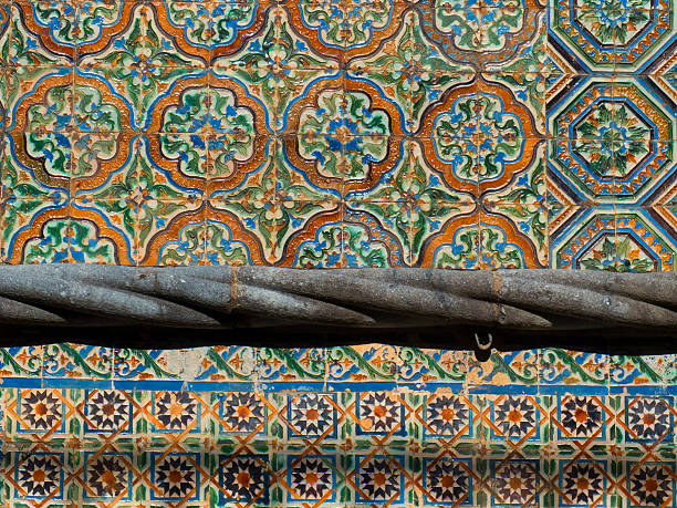 istock Portugese tiles with rope ornamentation 536249719