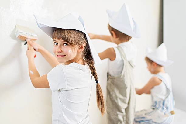 istock Kids painting their home 536285871