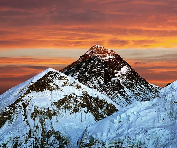 istock Evening view of Everest from Kala Patthar 536293057