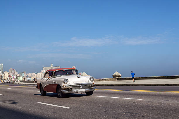 istock Classic car on the Malecon in Havana 536311062