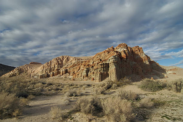 istock Red Cliffs Scenery in the Mojave Desert in California 536311135