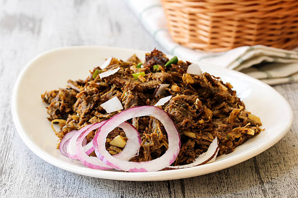 carne de res asadas la república federativa de yugoslavia - pot roast pan roast beef meat fotografías e imágenes de stock