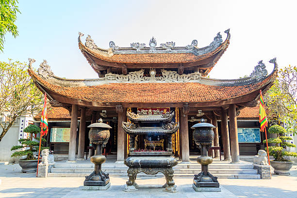 istock Vietnamese temple at Bac Ninh 536344998