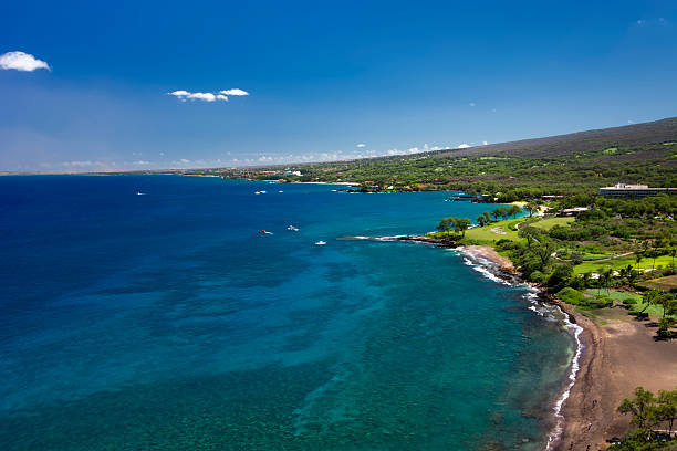 черный песок пляж и побережье юга, мауи, гавайи, сша - black sand beach hawaii islands maui стоковые фото и изображения