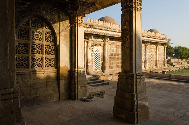 istock Sarkhej Roza mosque in Ahmedabad 536408325