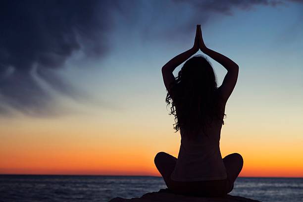 istock Yoga in sunset 536461691