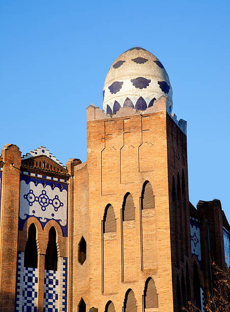 barcelona arena la monumental mosaico de ovo - gran via - fotografias e filmes do acervo