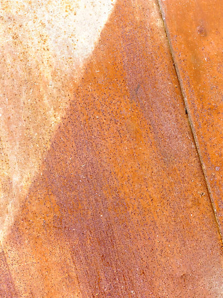 istock Part of dirty old rusted metal surface 536508487