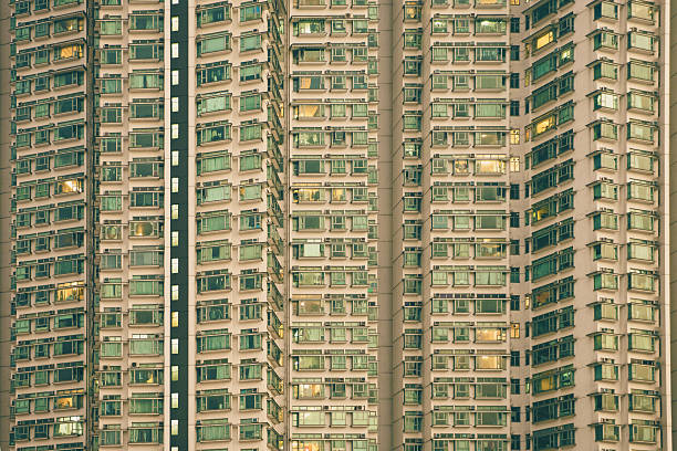 nuevo los edificios de apartamentos en hong kong - too small architecture in a row apartment fotografías e imágenes de stock