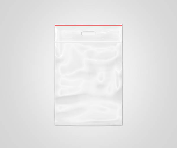 sac en plastique transparent isolé zip - airtight food box package photos et images de collection