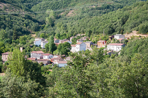 istock Views of Nocedo de Gordon 536678242