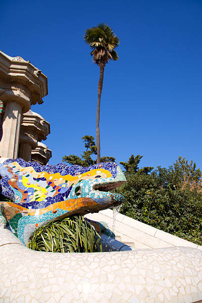 istock Dragon salamandra of gaudi  in park guell 536724497