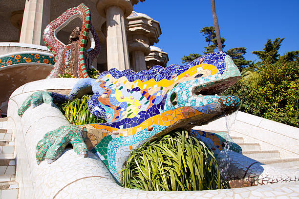 istock Dragon salamandra of gaudi  in park guell 536724499