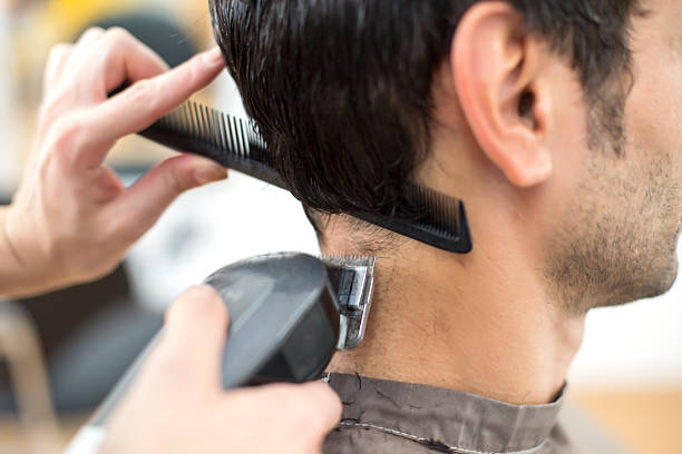 istock Young man at hairdresser 536774795