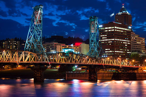 istock Downtown Portland, Oregon 536776711