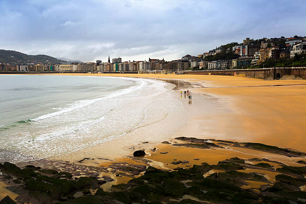 istock La Concha beach in cloudy autumn day at Donistia 536816145
