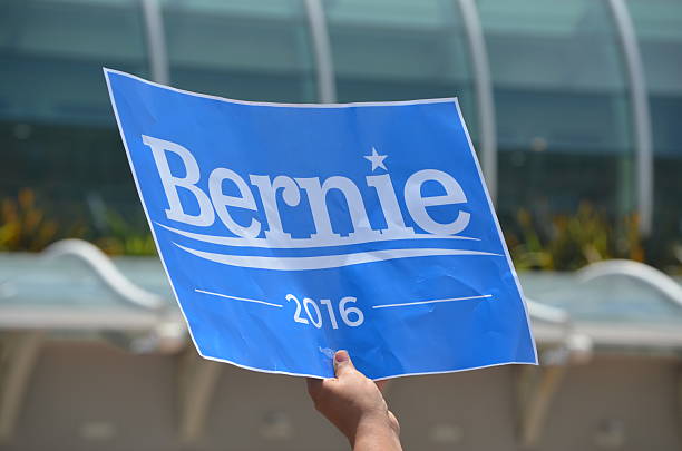 bernie 2016 - donald trump presidente dos estados unidos imagens e fotografias de stock
