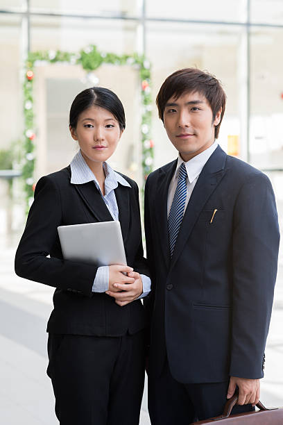 istock Korean business couple 536892813