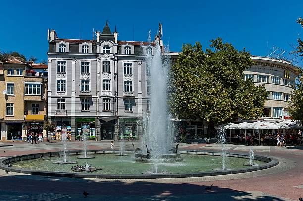 istock Fountain in centre of Plovdiv town 536951243