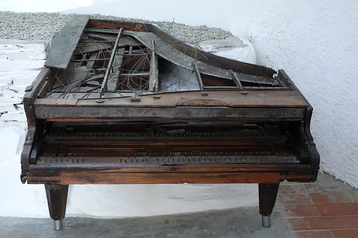 Grand piano of Salvatore Dali