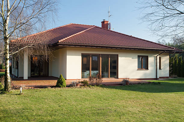 istock Bungalow in the autumn 536975425