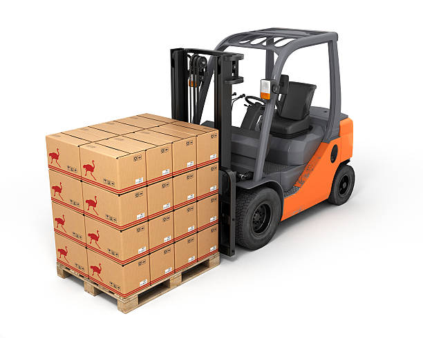 картонные коробки на деревянный поддон изолированный на белом фоне 3d - forklift picking up pallet hydraulic platform стоковые фото и изображения