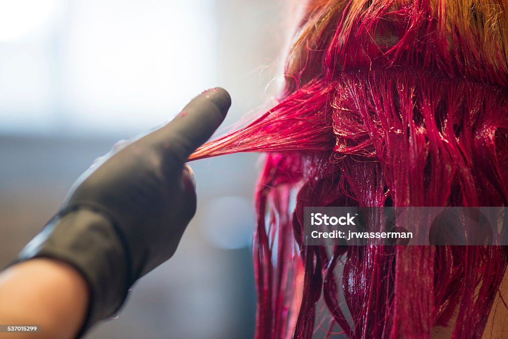Frau immer Rotgefärbtes Haar - Lizenzfrei Gefärbtes Haar Stock-Foto