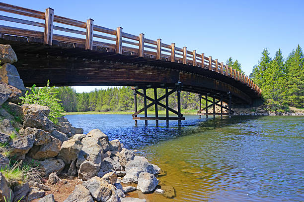 Sunriver Walking Bridge over the Deschutes River sunriver oregon stock pictures, royalty-free photos & images