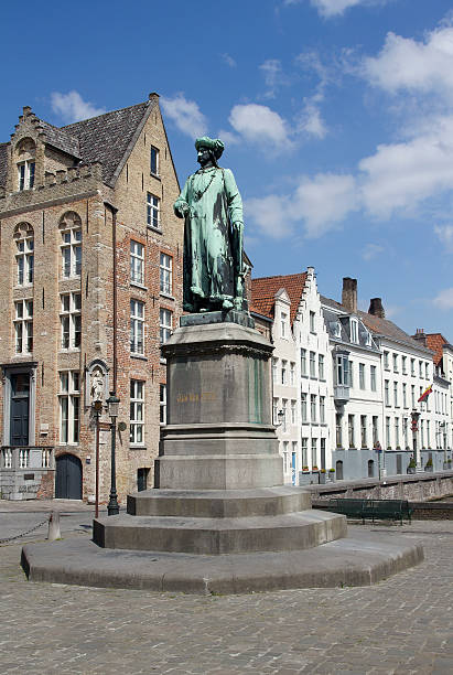 istock Statue of Jan van Eyck 537077863