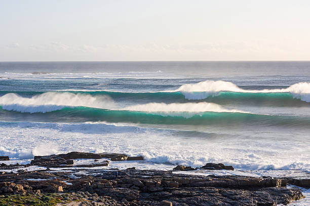 istock Large waves breaking in Western Australia 537114699