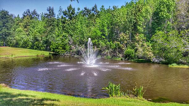 istock Water Fountain, Small Pond, South Carolina, Golf Course 537230432