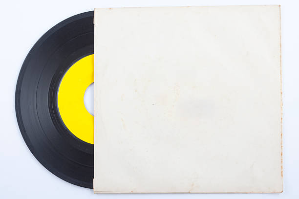 istock Old vinyl record in a paper case 537230764