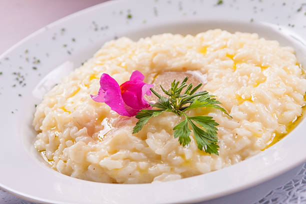 risotto de queso gourmet - cooked still life close up rice fotografías e imágenes de stock