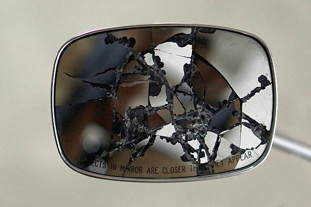 Broken wing mirror Broken rear view mirror at motorcycle broken side view mirror stock pictures, royalty-free photos & images