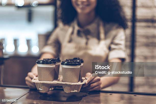 Foto de Melhor Café Para Viagem e mais fotos de stock de Comida para Viagem - Comida para Viagem, Café - Bebida, Pessoas