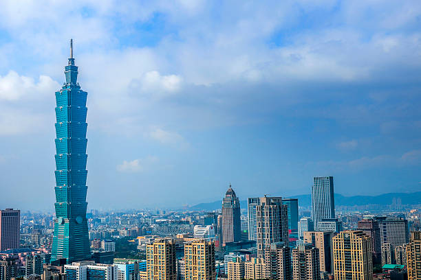istock Taipei Skyline - Stock Image 537274053