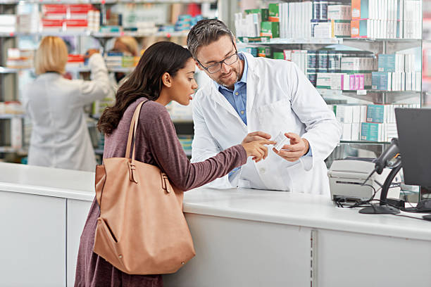 istock Recommending an over-the-counter remedy 537277550