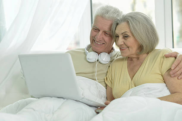 istock Mature couple with laptop 537293680