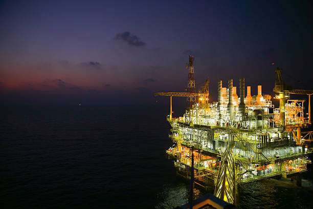 istock oil and gas construction in night view. 537301917