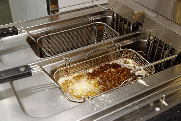 istock Food being cooked in hot oil 537303075