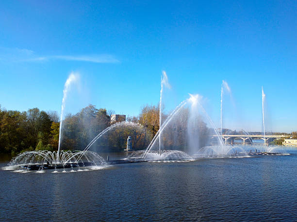 istock Fountain on the river in Vinnytsia. 537306016