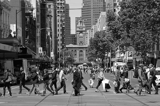 istock Street walking in Melbourne CBD 537316105