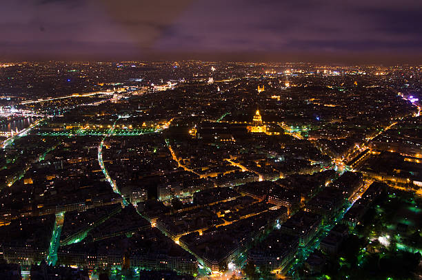 istock Aerial view of Paris 537316472