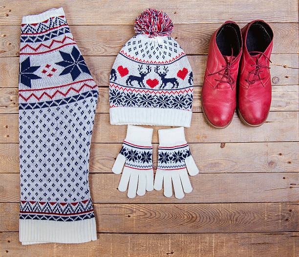istock Clothing for winter. jumper, hat and boots 537317316